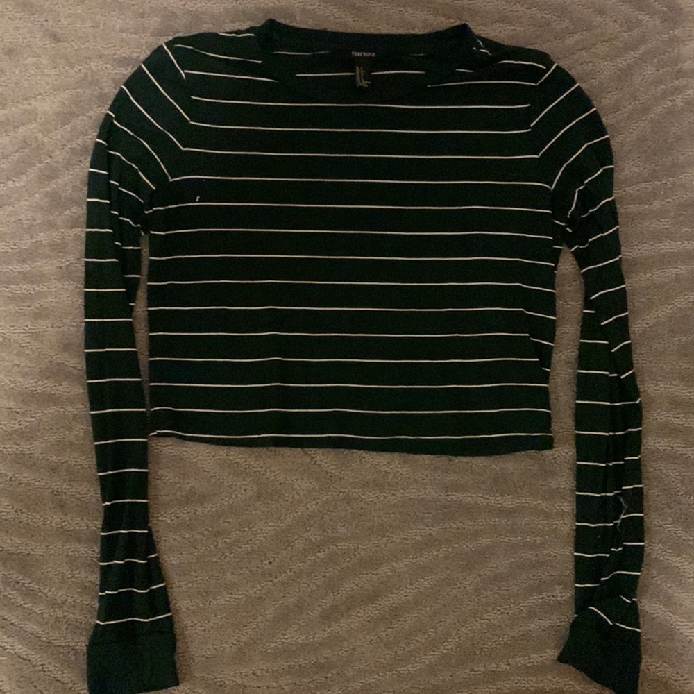 Green striped cropped long sleeve